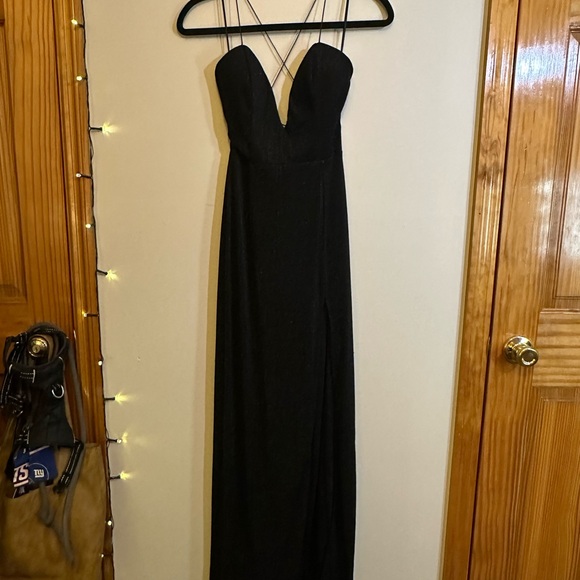 Hello Molly ‘Dear Emilia’ Black Sparkle Maxi, Built-in Cups, NWT, Size XS - Picture 9 of 17